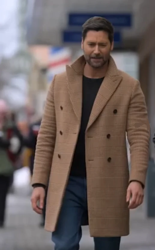 Ryan Eggold, My Secret Santa, My Secret Santa Coat, Ryan Eggold Coat, Wool Trench Coat, Brown Trench Coat, Men Wool Trench Coat, Elegant Brown Coat, Winter Long Coat, Men Brown Trench Coat, Ryan Eggold Trench Coat, My Secret Santa Trench Coat
